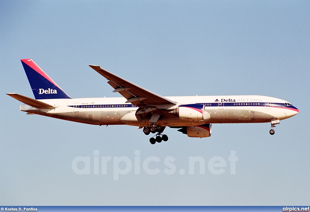 N860DA, Boeing 777-200ER, Delta Air Lines