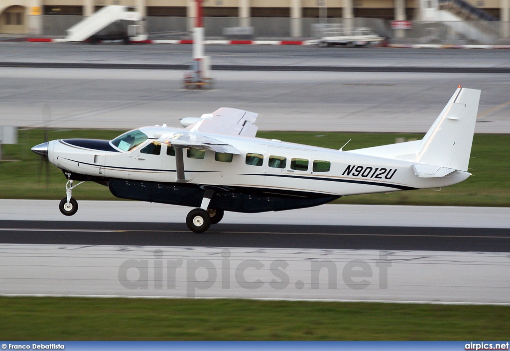 N9012U, Cessna 208-B Grand Caravan, Private