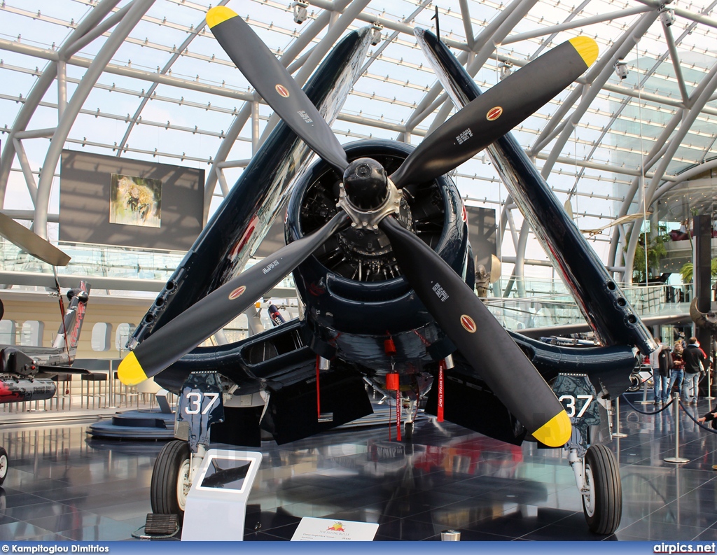 OE-EAS, Vought F4U-4 Corsair, Flying Bulls