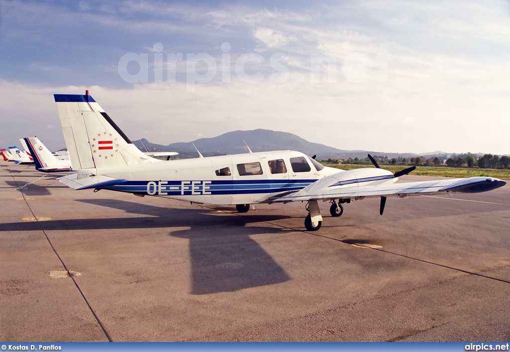 OE-FEE, Piper PA-34-220T Seneca III, Private