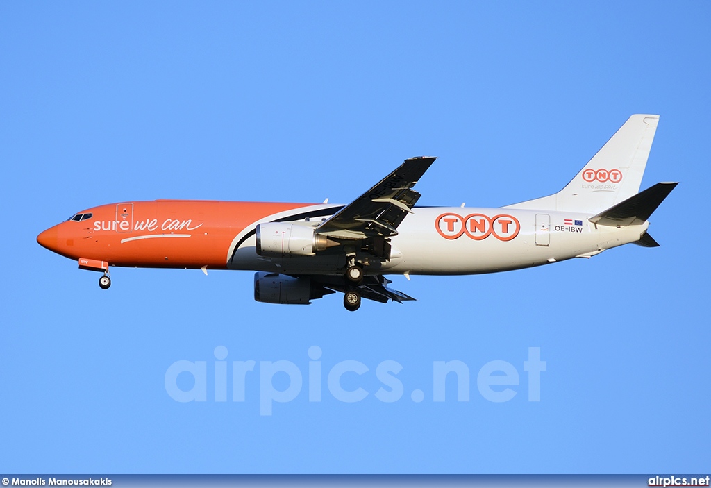 OE-IBW, Boeing 737-400SF, TNT Airways