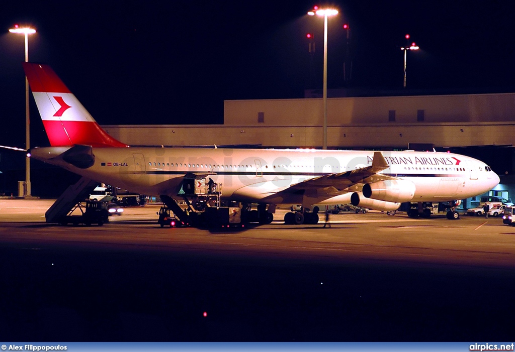 OE-LAL, Airbus A340-300, Austrian