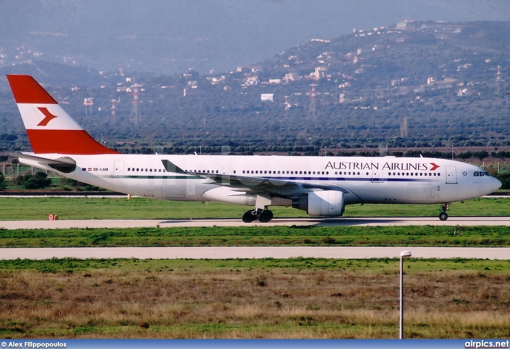 OE-LAM, Airbus A330-200, Austrian