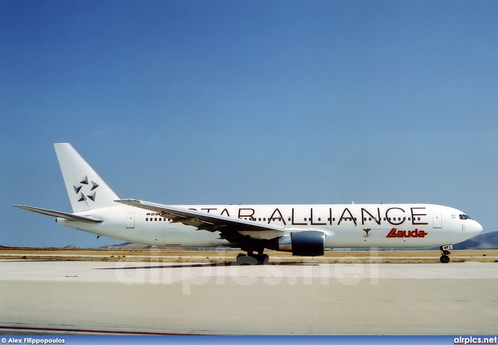 OE-LAT, Boeing 767-300ER, Lauda Air