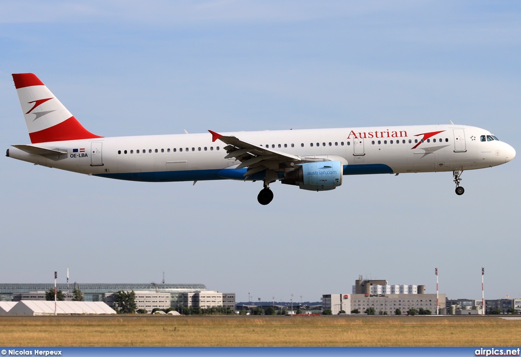 OE-LBA, Airbus A321-100, Austrian