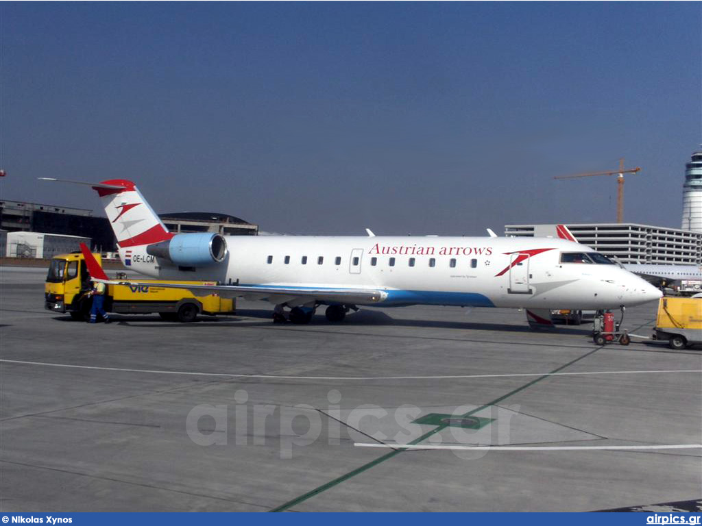 OE-LCM, Bombardier CRJ-200LR, Austrian Arrows (Tyrolean Airways)