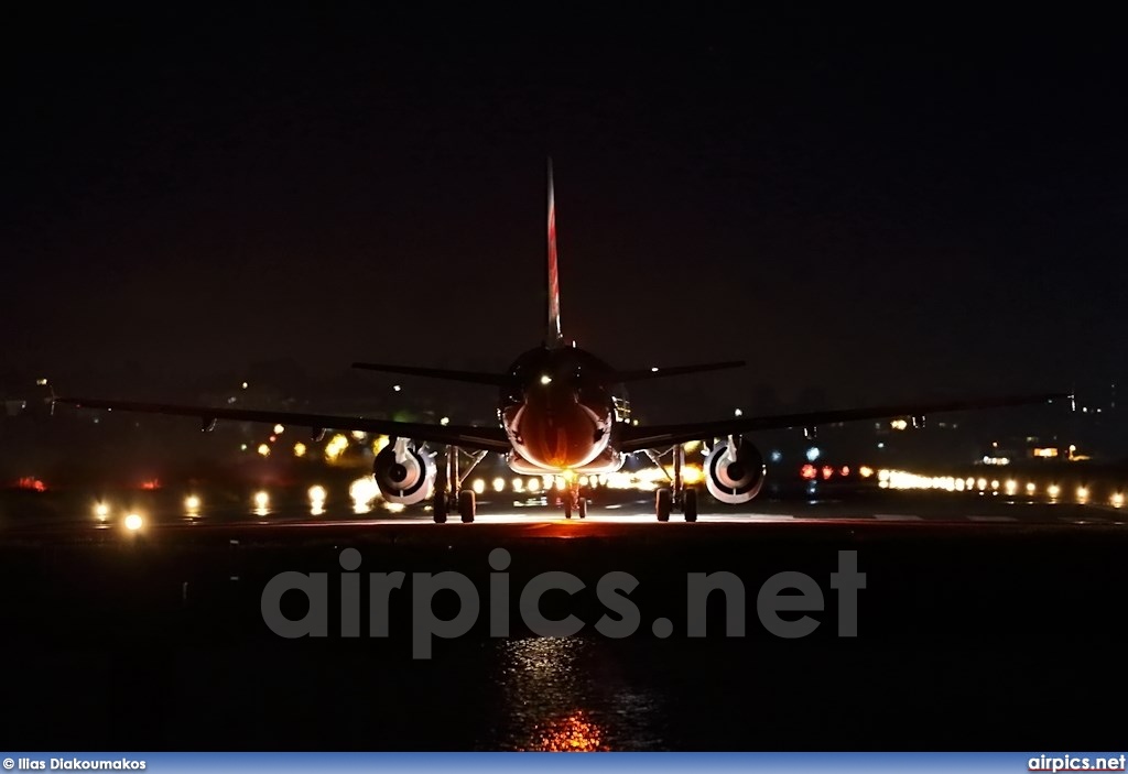 OE-LEB, Airbus A320-200, Niki