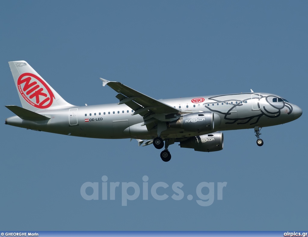 OE-LED, Airbus A319-100, Niki