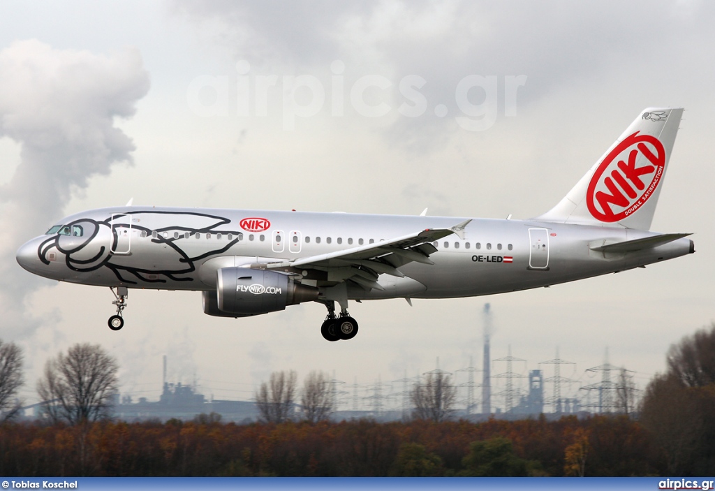 OE-LED, Airbus A319-100, Niki