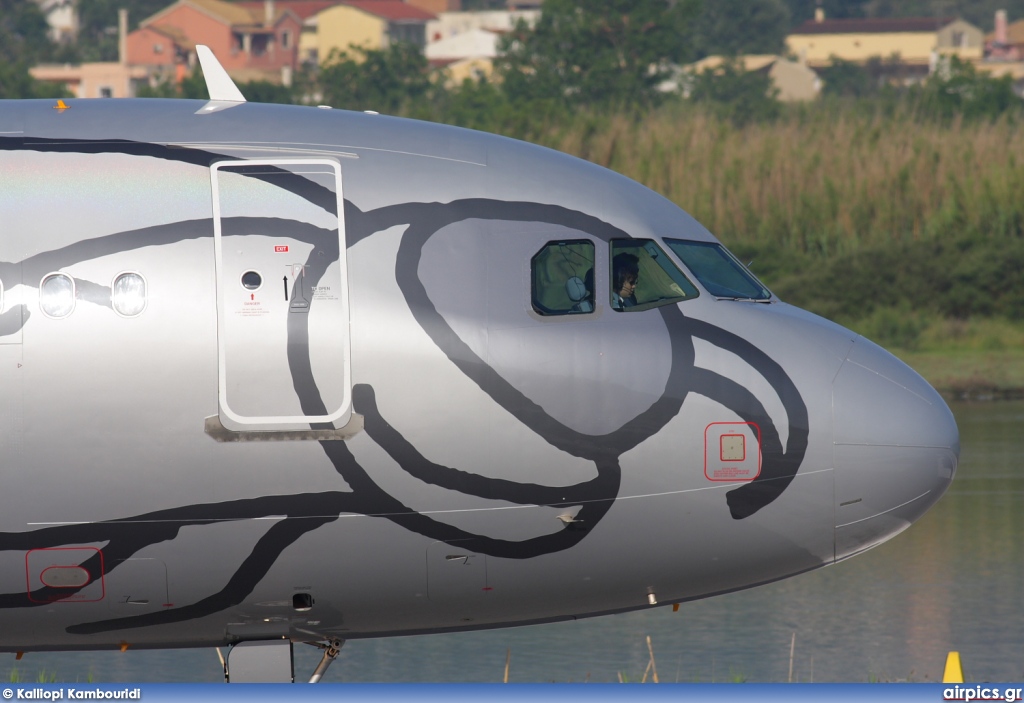 OE-LEE, Airbus A320-200, Niki