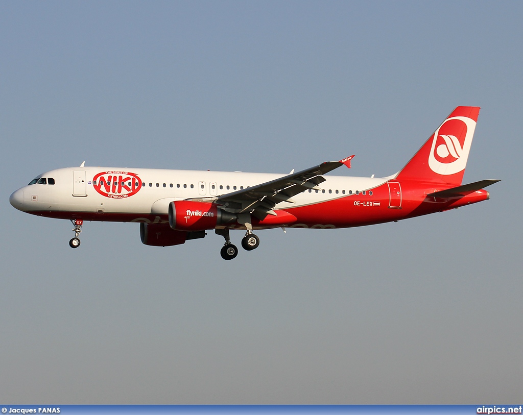 OE-LEX, Airbus A320-200, Niki