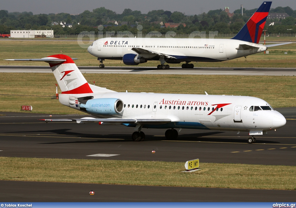 OE-LFH, Fokker 70, Austrian Arrows (Tyrolean Airways)