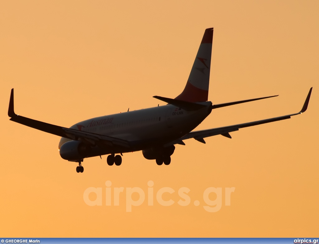 OE-LNN, Boeing 737-700, Austrian