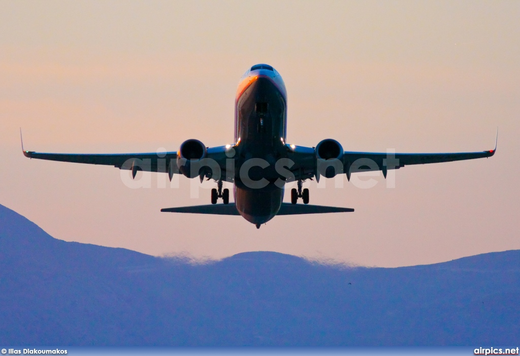 OE-LNQ, Boeing 737-800, Lauda Air