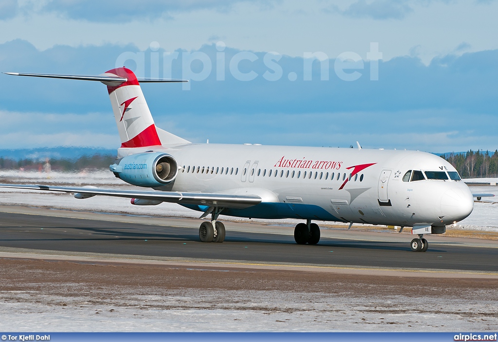 OE-LVE, Fokker F100, Austrian Arrows (Tyrolean Airways)