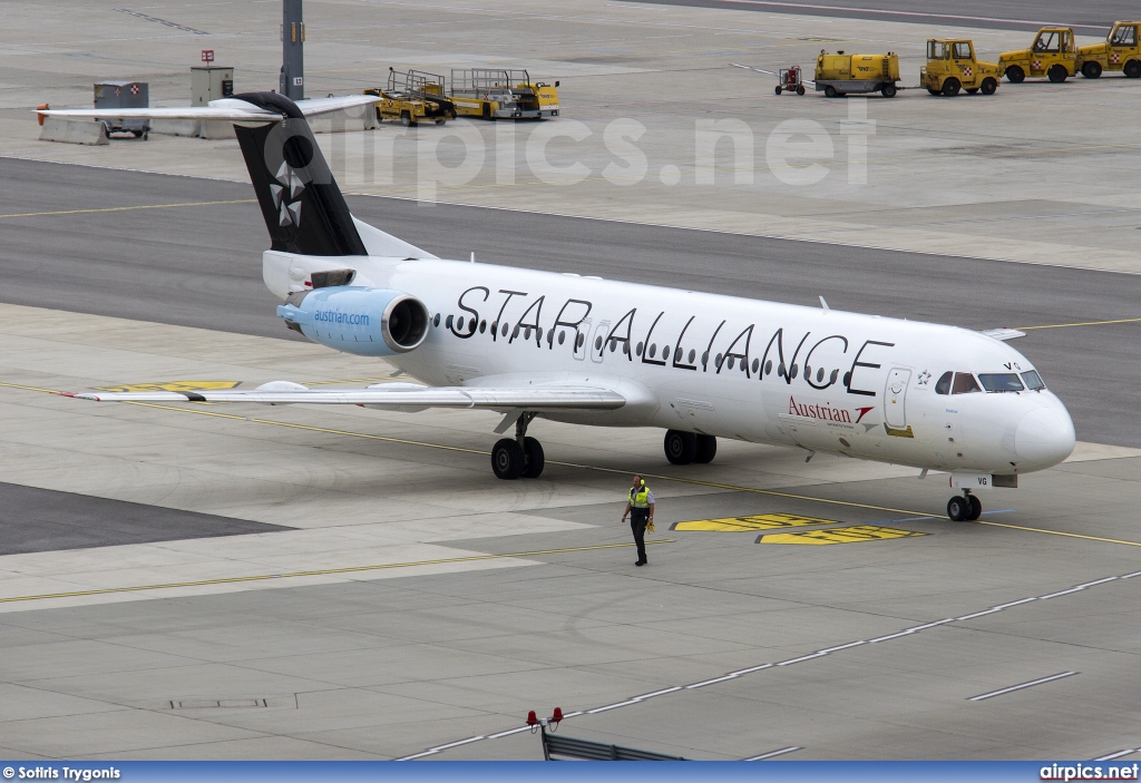 OE-LVG, Fokker F100, Austrian Arrows (Tyrolean Airways)