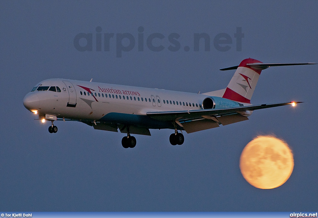 OE-LVO, Fokker F100, Austrian Arrows (Tyrolean Airways)