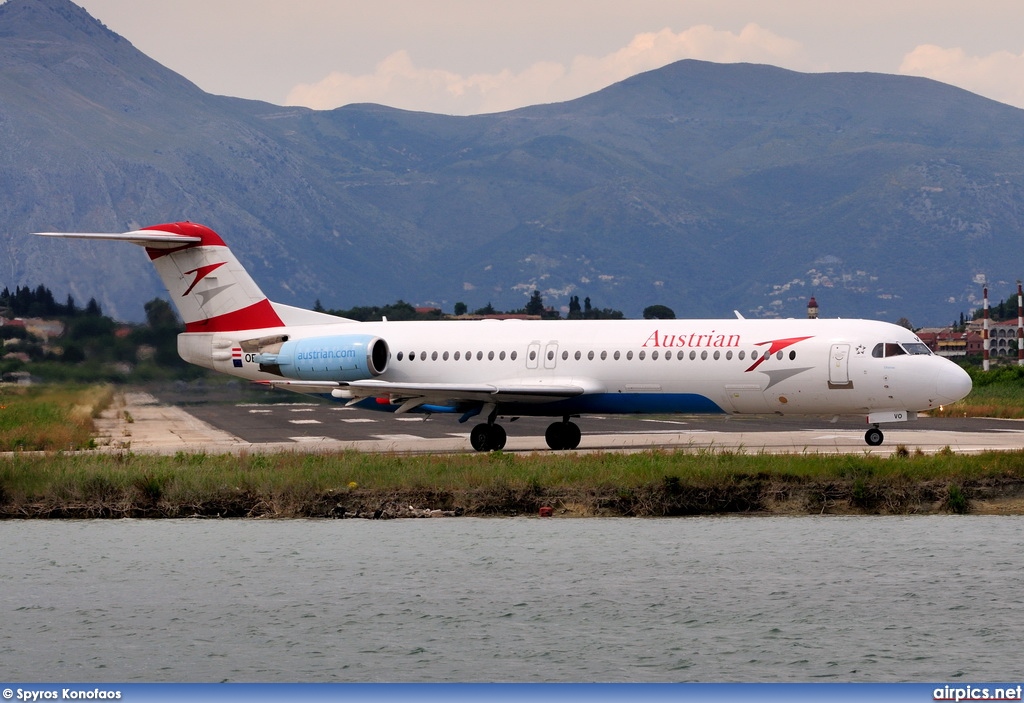 OE-LVO, Fokker F100, Austrian