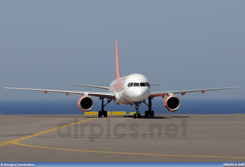 OH-AFJ, Boeing 757-200, easyJet