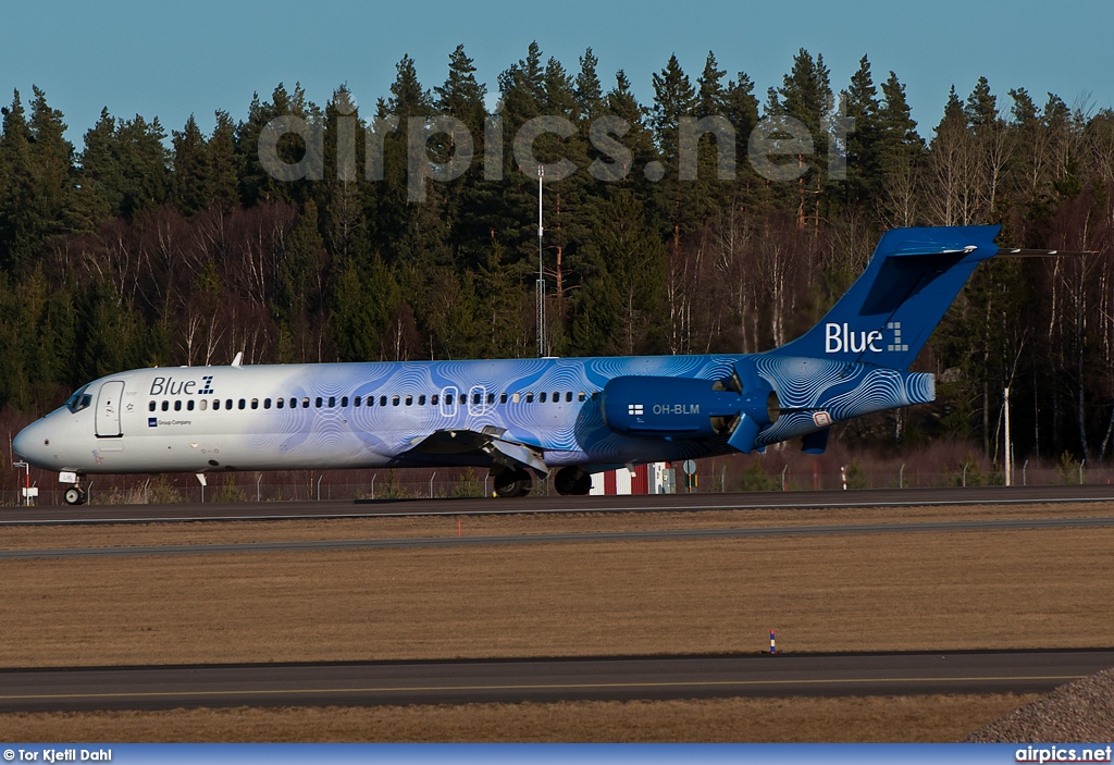 OH-BLM, Boeing 717-200, Blue1