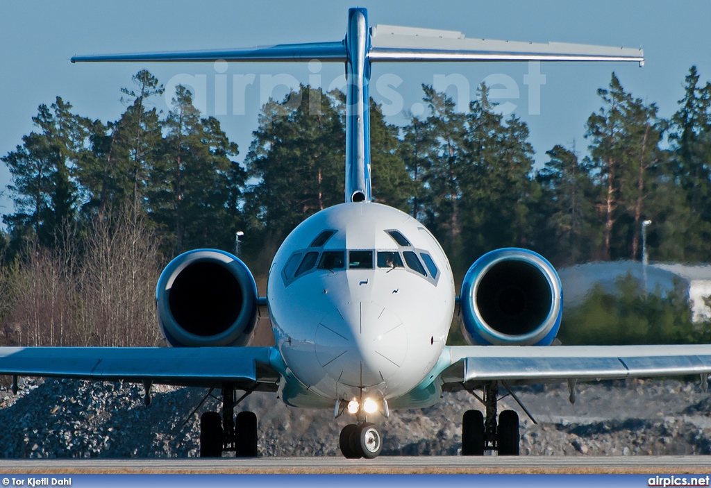 OH-BLO, Boeing 717-200, Blue1