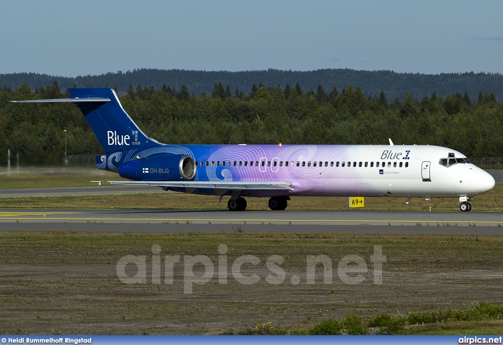 OH-BLQ, Boeing 717-200, Blue1