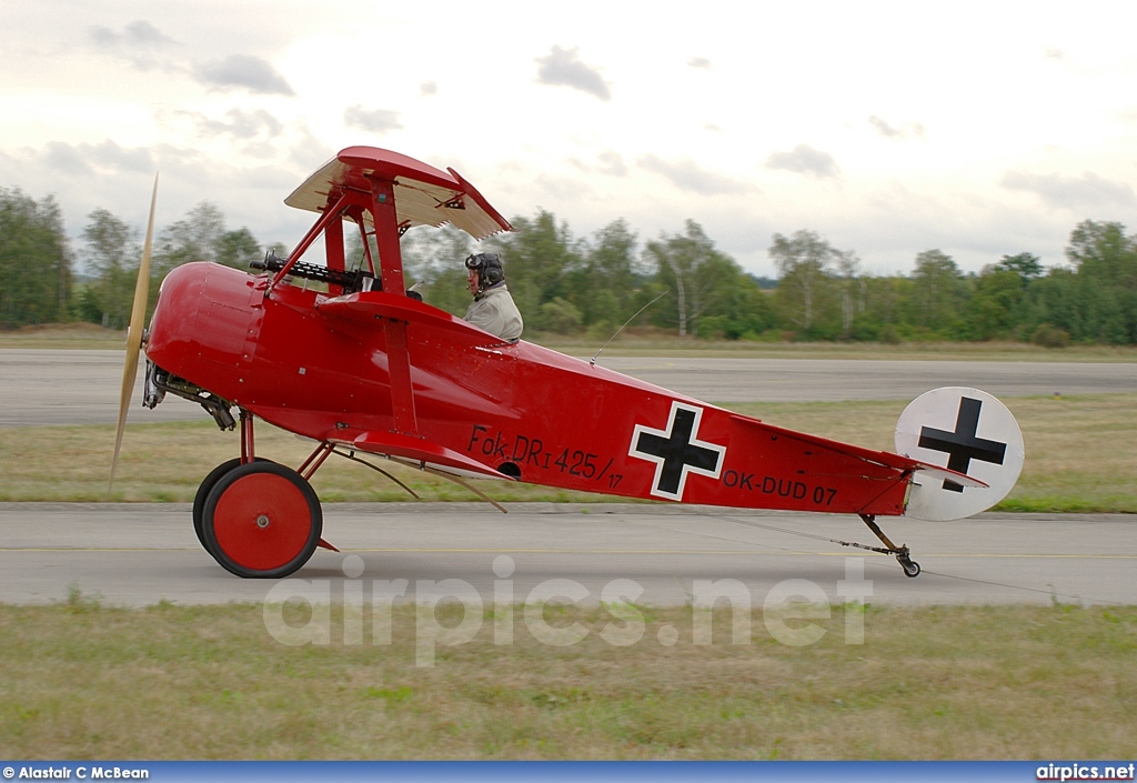 OK-DUD-07, Fokker Dr.1 replica, Private