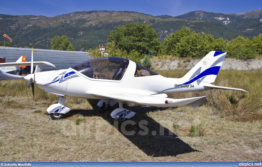 OK-GUU-34, TL Ultralight TL-2000 StingCarbon, Private