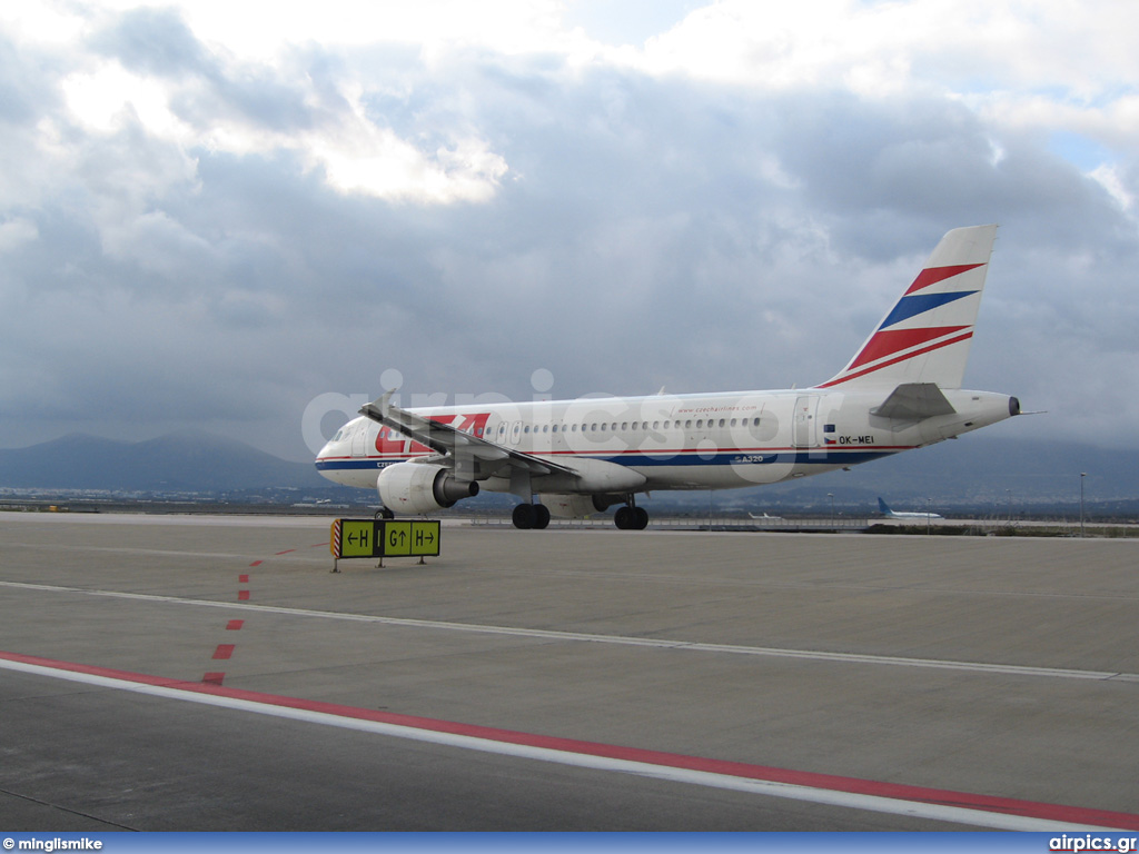 OK-MEI, Airbus A320-200, CSA Czech Airlines