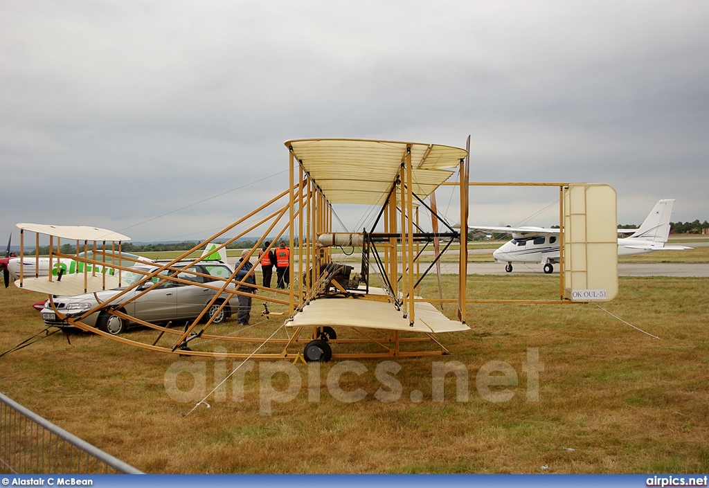 OK-OUL-50, Replica Wright Flyer, Private