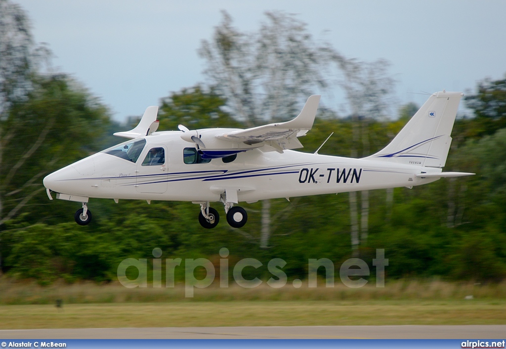 OK-TWN, Tecnam P2006T, UNILEASING a.s.