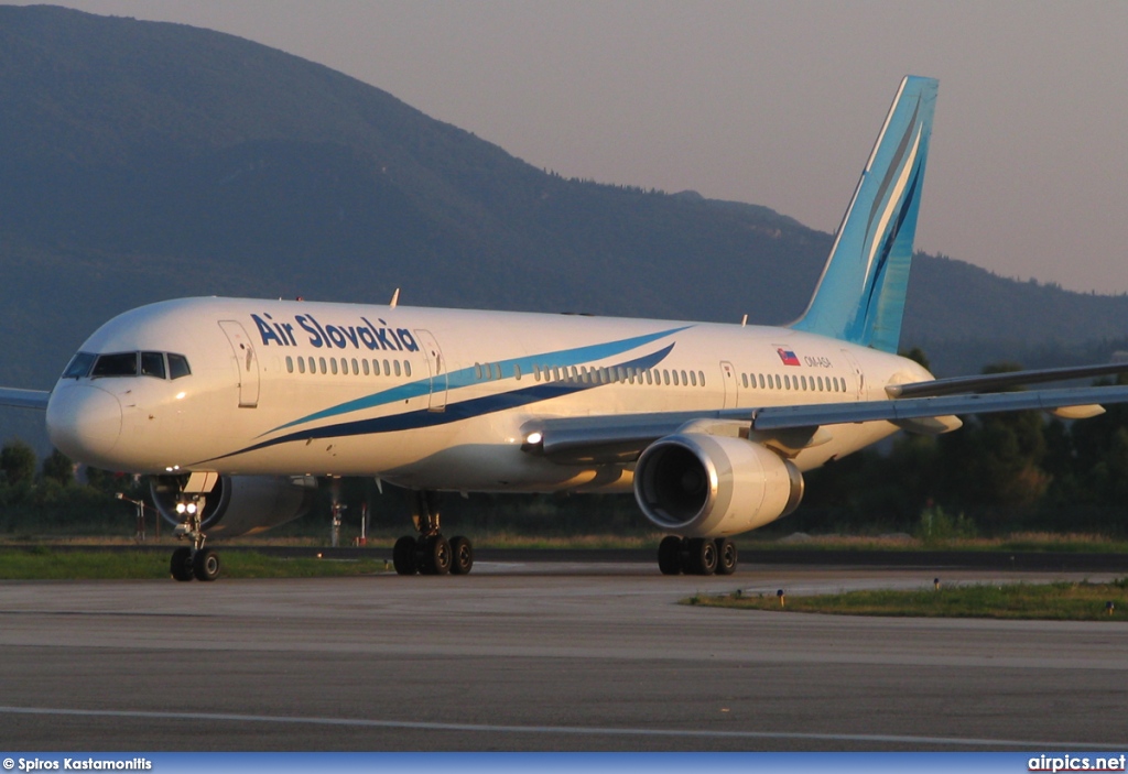 OM-ASA, Boeing 757-200, Air Slovakia