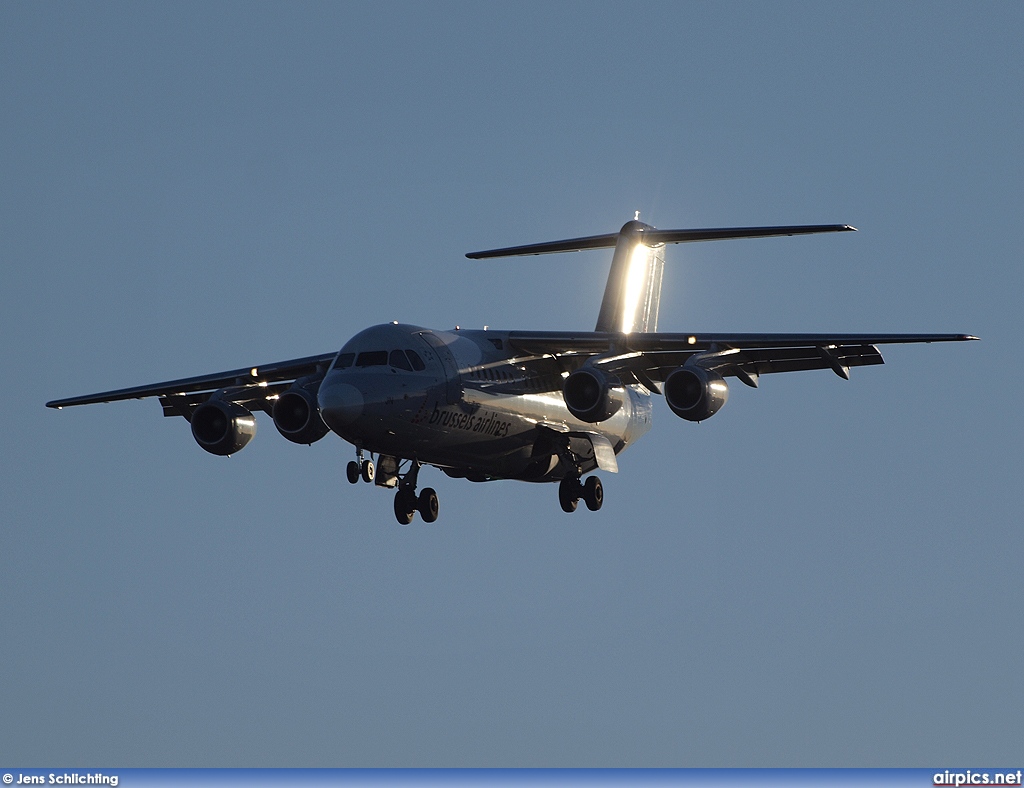 OO-DJN, British Aerospace Avro RJ85, Brussels Airlines