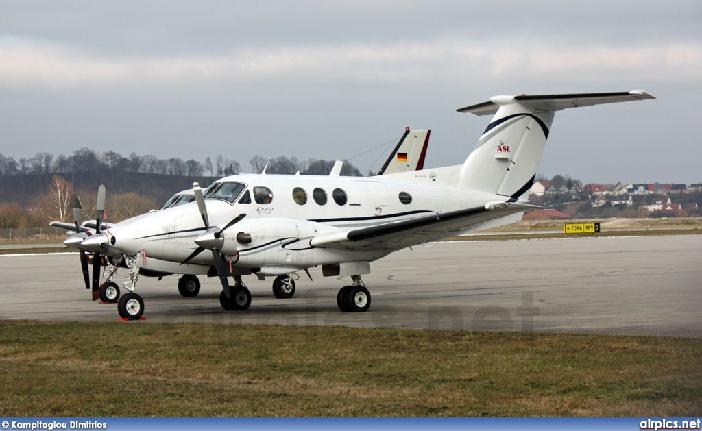 OO-IAL, Beechcraft F90 King Air, Air Service Liege