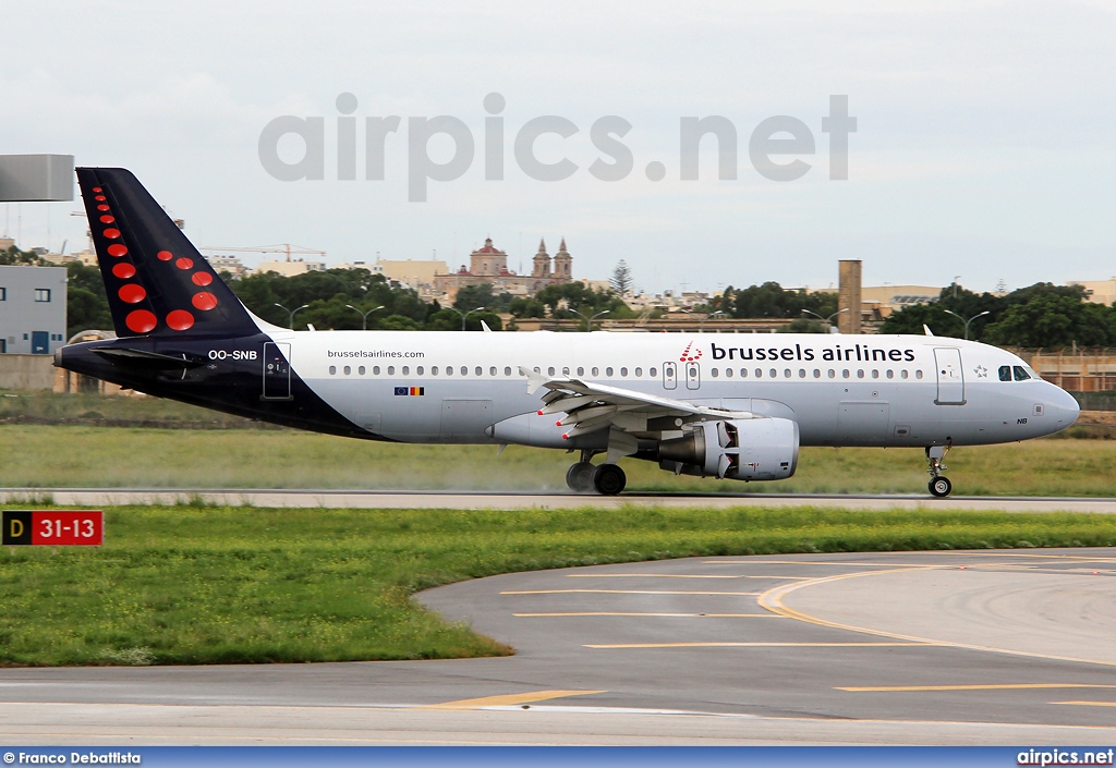 OO-SNB, Airbus A320-200, Brussels Airlines