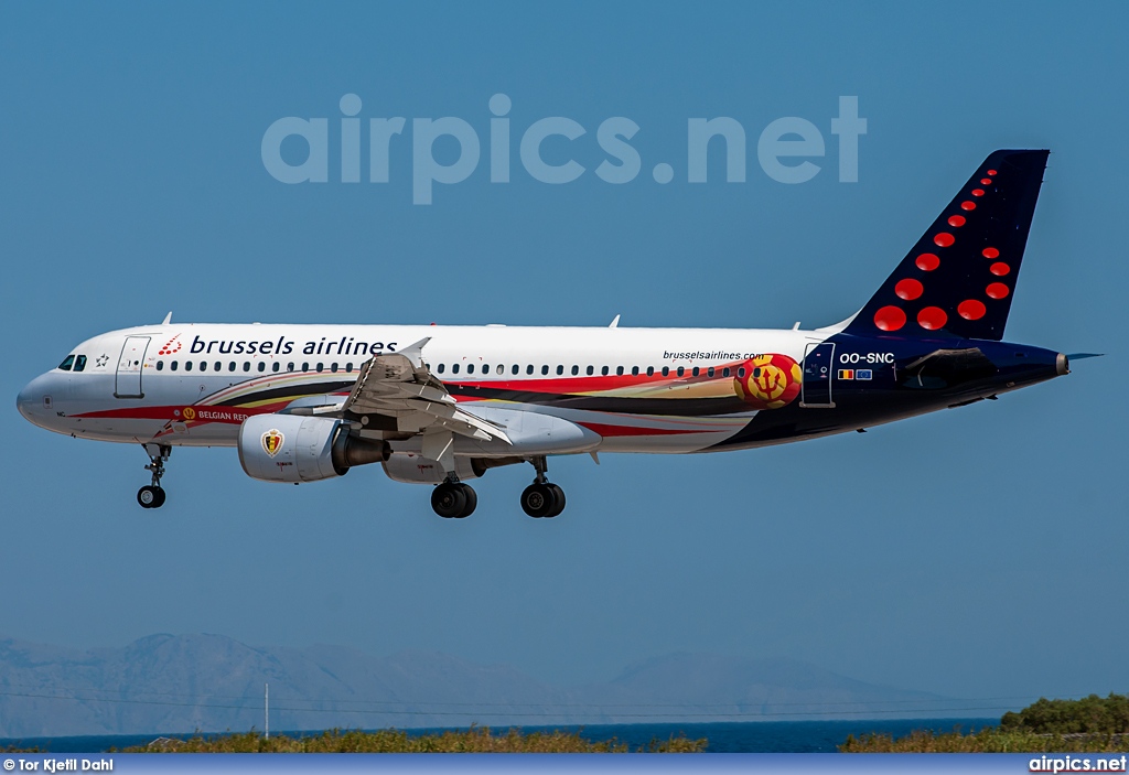 OO-SNC, Airbus A320-200, Brussels Airlines