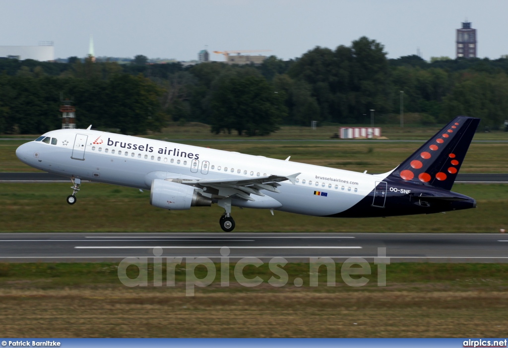 OO-SNF, Airbus A320-200, Brussels Airlines