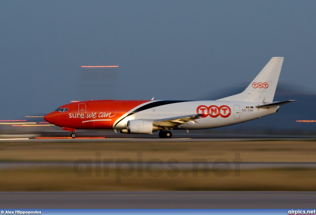 OO-TNA, Boeing 737-300F, TNT Airways