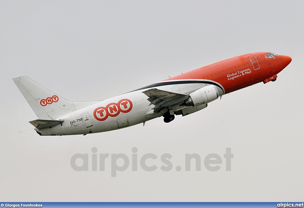 OO-TNE, Boeing 737-300F, TNT Airways