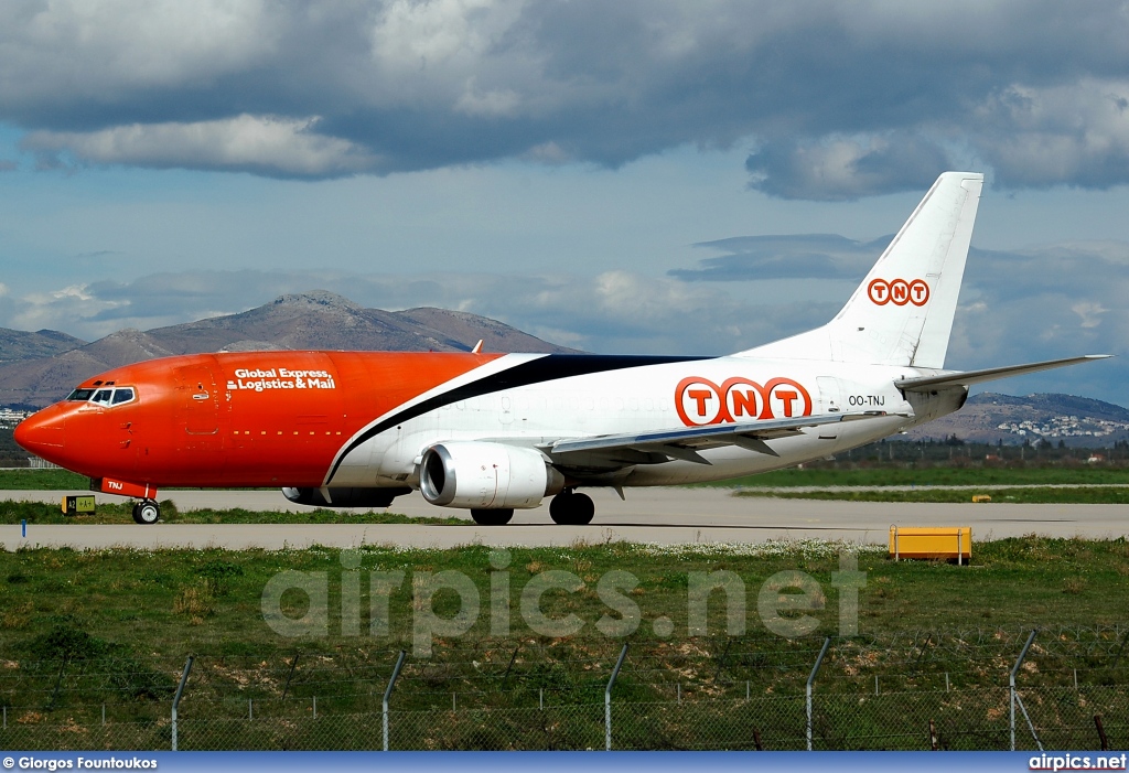 OO-TNJ, Boeing 737-300F, TNT Airways