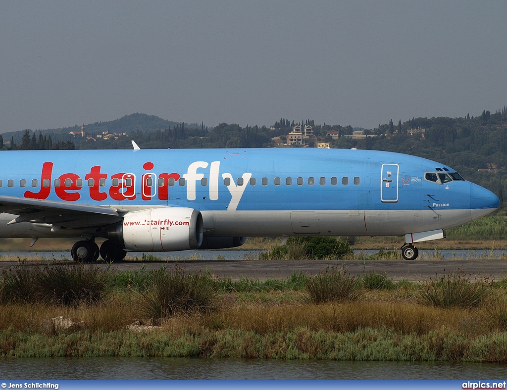 OO-TUA, Boeing 737-400, Jetairfly