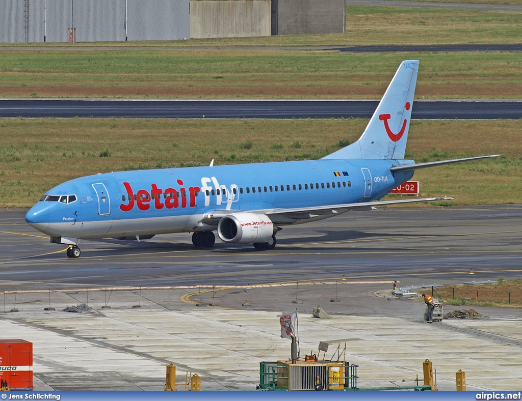 OO-TUA, Boeing 737-400, Jetairfly