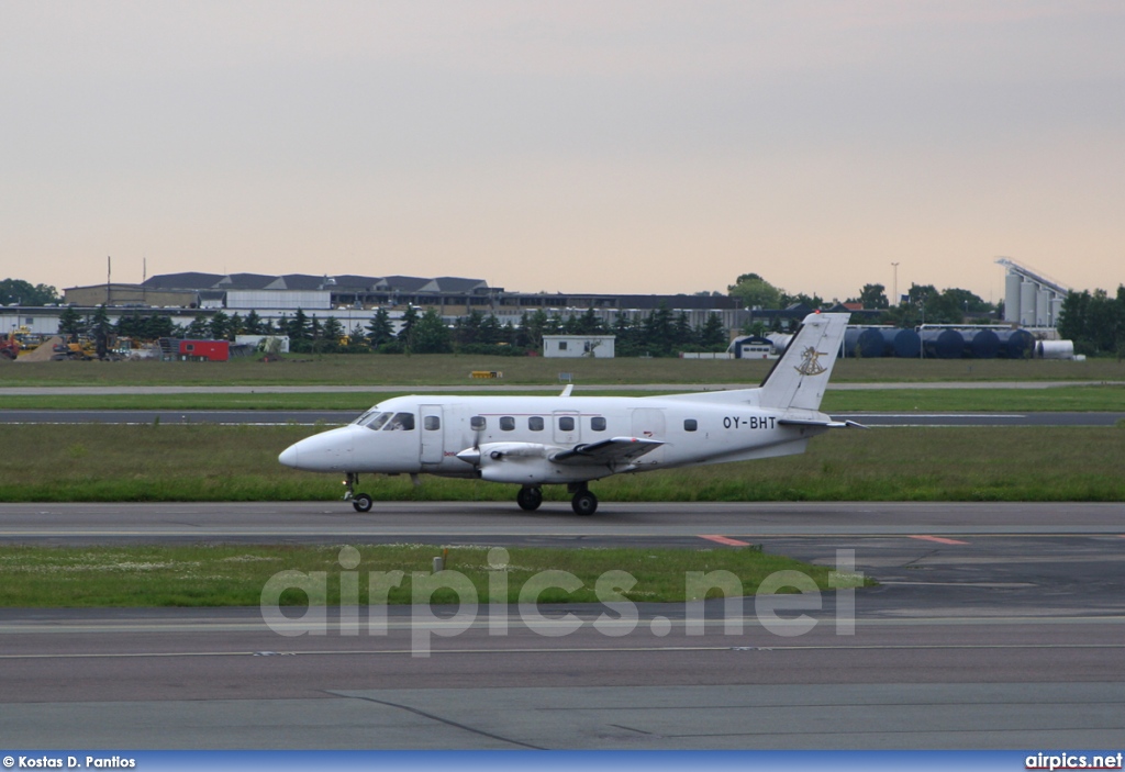 OY-BHT, Embraer EMB-110P2 Bandeirante, Scan Con Airways 