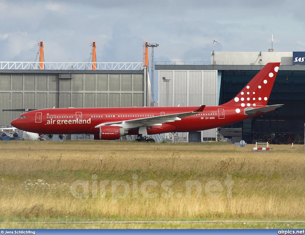 OY-GRN, Airbus A330-200, Air Greenland