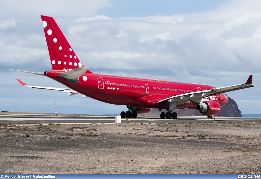 OY-GRN, Airbus A330-200, Air Greenland