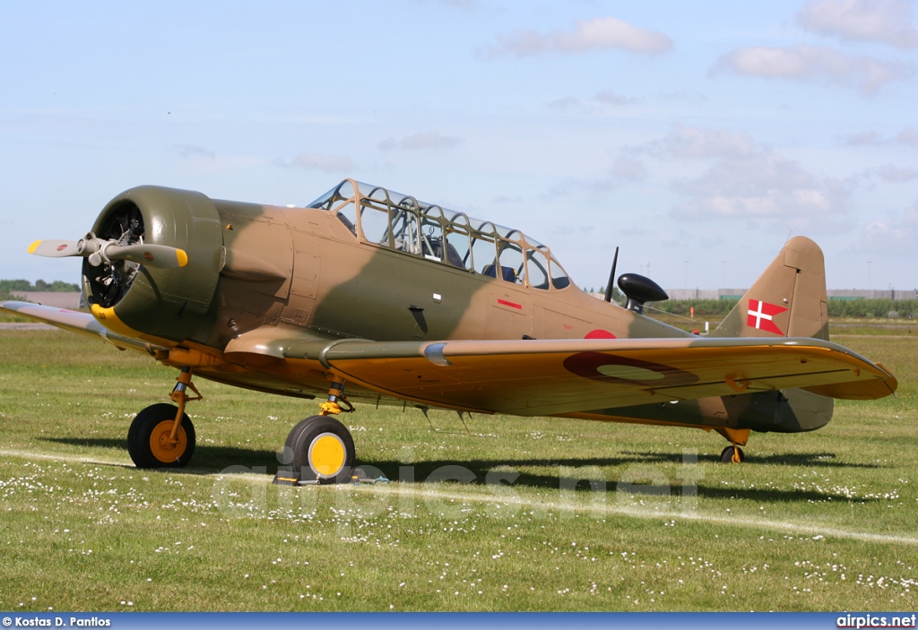 OY-IIB, North American (Noorduyn) Harvard Mk.IIB, Dansk Veteranflysamling