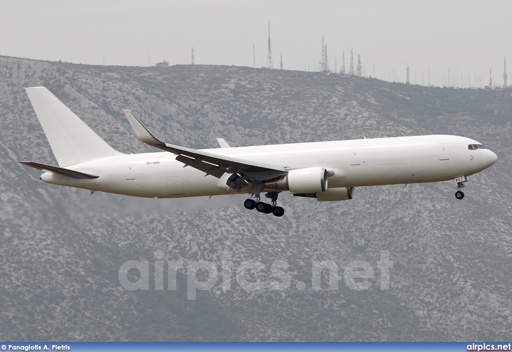 OY-SRS, Boeing 767-300ER(BCF), Star Air (Maersk)