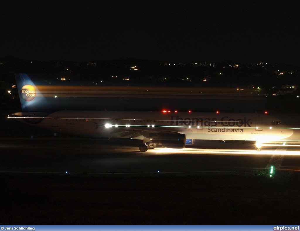 OY-VKB, Airbus A321-200, Thomas Cook Airlines Scandinavia