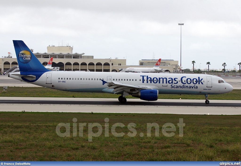 OY-VKE, Airbus A321-200, Thomas Cook Airlines Scandinavia