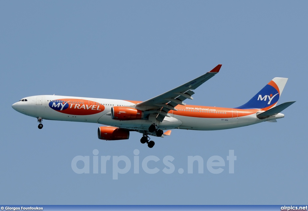 OY-VKH, Airbus A330-300, MyTravel Airways AS